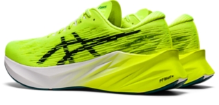 ASICS Novablast 3 Safety Yellow Hombre - 1011B458-750 - US