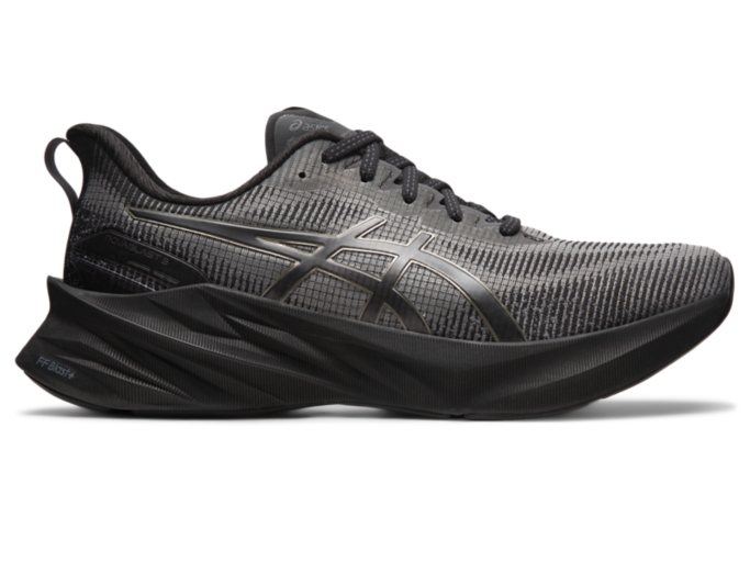 NOVABLAST 3 LE Men Black/Graphite Grey Men's Running Shoes