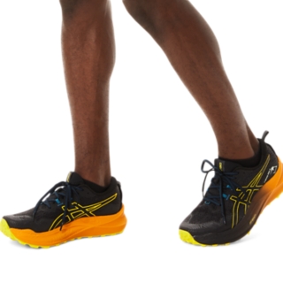 Men's Trabuco Max 2 | Black/Golden Yellow | Running Shoes | ASICS