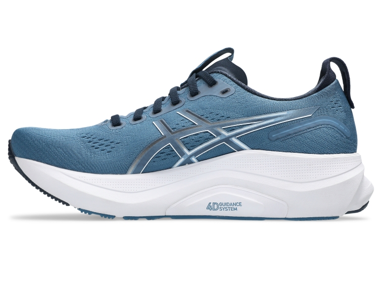 GEL-KAYANO 32 thumbnail