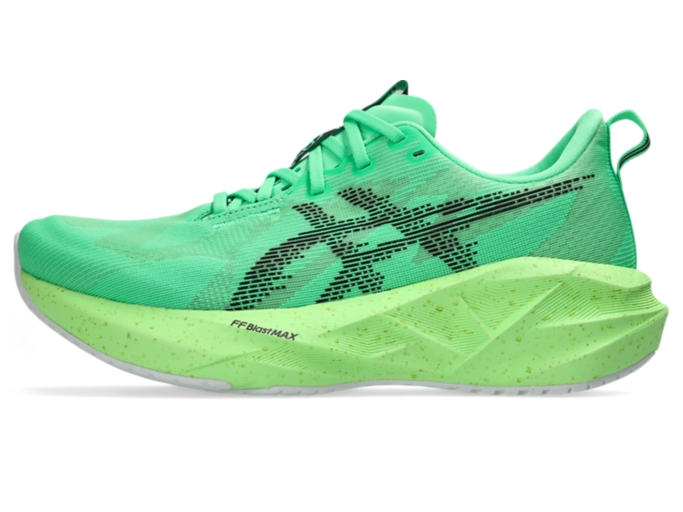NOVABLAST 5 | Men | VITAL GREEN/BLACK | Men's Running Shoes