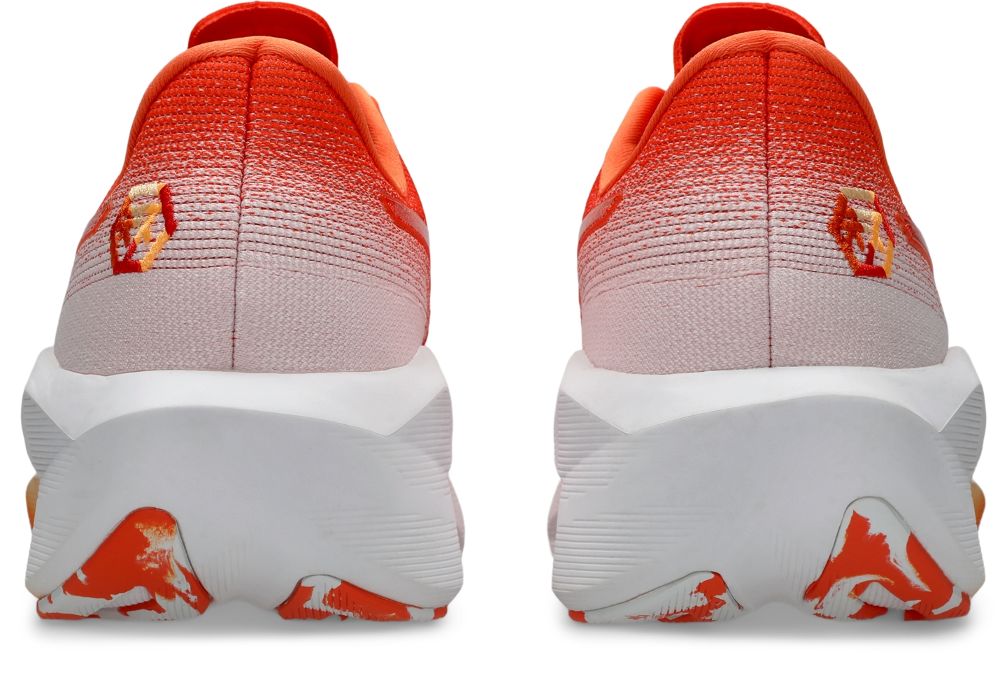 Мужские кроссовки ASICS Novablast 6 Tenka, цвет: Оранжевый / Белый — фото 5