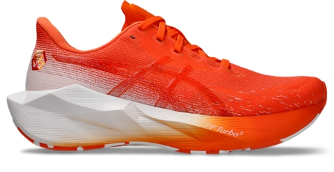 Мужские кроссовки ASICS Novablast 6 Tenka, цвет: Оранжевый / Белый