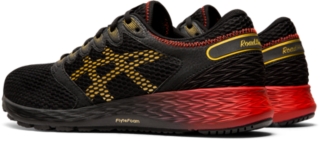 Asics roadhawk ff store 2 black gold