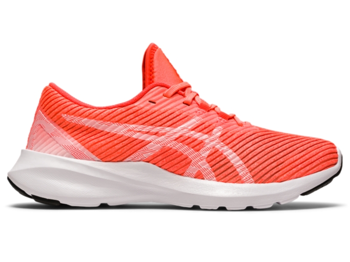 Women's VERSABLAST | Sun Coral/White | Running Shoes | ASICS