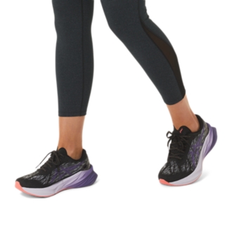  ASICS Zapatillas de running NOVABLAST 3 para mujer,  Metrópolis/Violeta oscuro : Ropa, Zapatos y Joyería