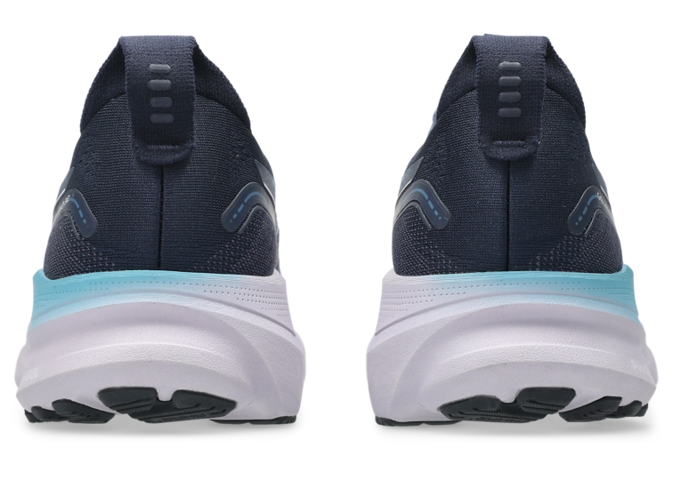 GEL-KAYANO 32 thumbnail