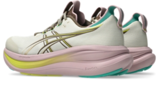 GEL-NIMBUS 28 TR, Light Dust/Clay Canyon 3