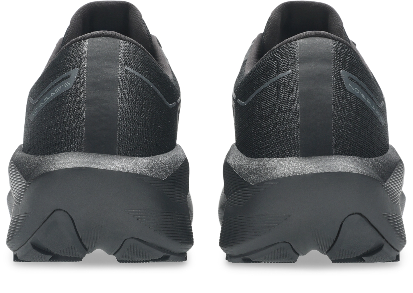 Женские кроссовки ASICS Novablast 6 GTX, цвет: Чёрный / Графитовый серый — фото 5
