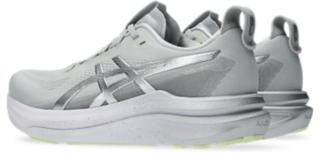 GEL-KAYANO 33 PLATINUM, Image 3 of 8