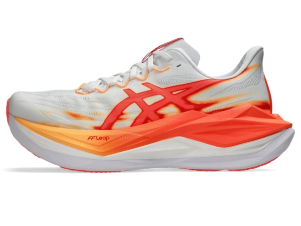 ASICS SUPERBLAST 3