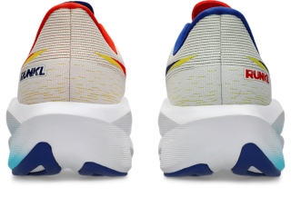 Image 5 of 8 of Unisex CREAM/CHERRY TOMATO NOVABLAST 6 Unisex Running Shoes