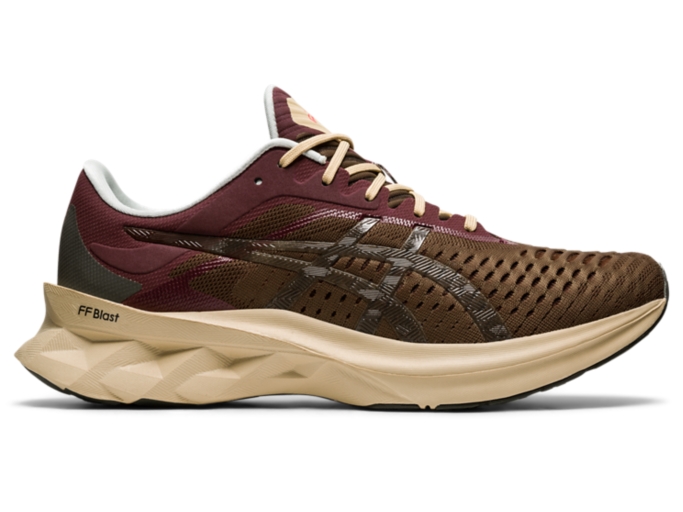 NOVABLAST Men Brown Storm/Brown Stone Men's Running Shoes ASICS