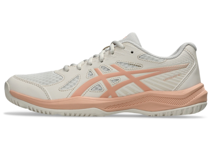 ®︎un UPCOURT 6 | Women | SOFT OAT/CANTALOUPE | Women's Indoor Shoes