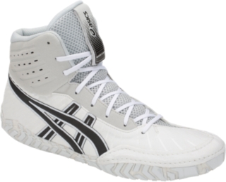 asics aggressors 4