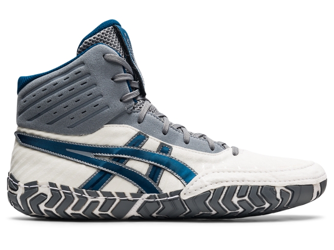 Asics aggressor shop 5 release date