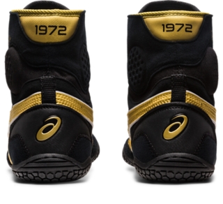 Black and gold asics wrestling clearance shoes