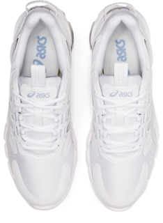 Asics quantum shop white