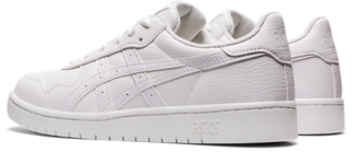 Asics best sale white sneaker