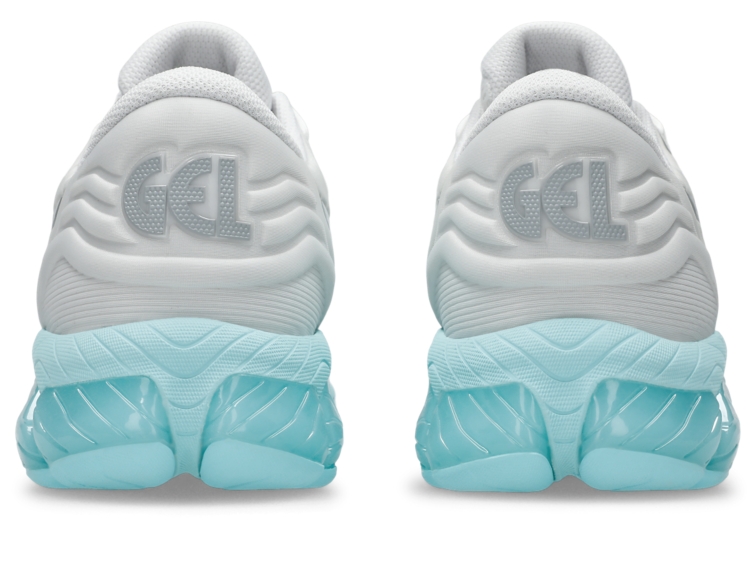 GEL-QUANTUM 360 VIII EMBOSS thumbnail