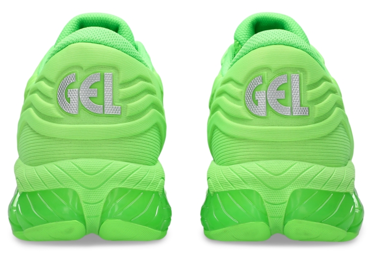 GEL-QUANTUM 360 VIII EMBOSS thumbnail