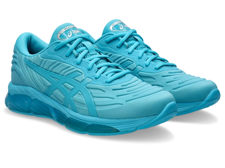 GEL-QUANTUM 360 VIII EMBOSS thumbnail