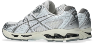 GEL-NIMBUS 10.1, White/Airy Blue 3