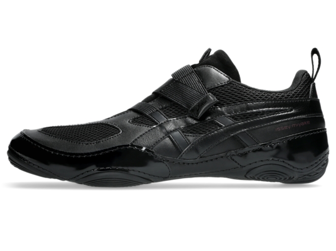 ISSEY MIYAKE x HYPER TAPING | Unisex | BLACK/BLACK | Unisex