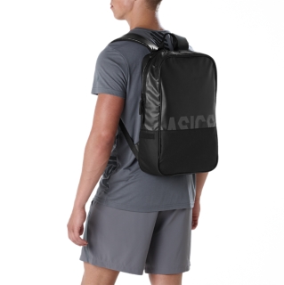 Men's TR CORE BACKPACK | PERFORMANCE BLACK | Bags \u0026 Packs | ASICS Outlet