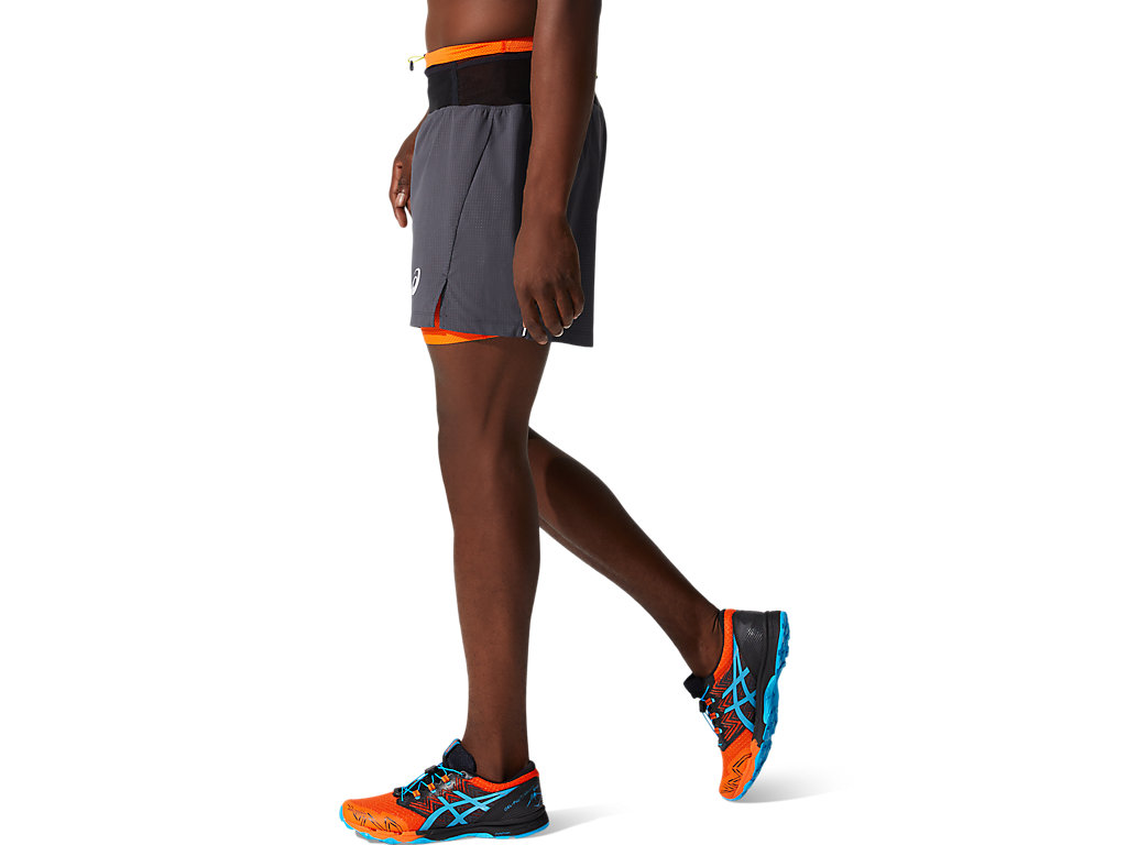 MEN'S FUJITRAIL SHORT | Men | Graphite Grey/Marigold Orange MEN'S FUJITRAIL SHORT | Men | Graphite Grey/Marigold Orange