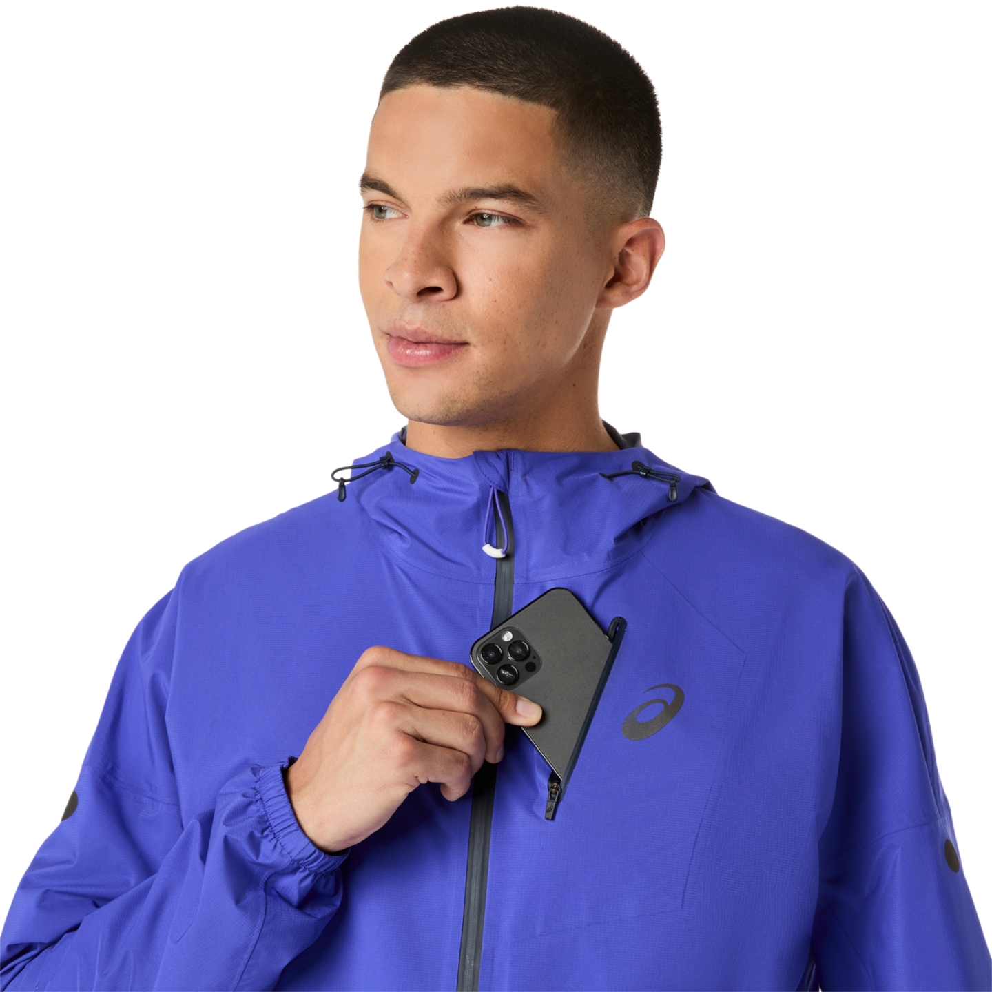 Мужская куртка ASICS Fujitrail Elite Waterproof, цвет: Кобальтовый / Тёмно-синий — фото 3