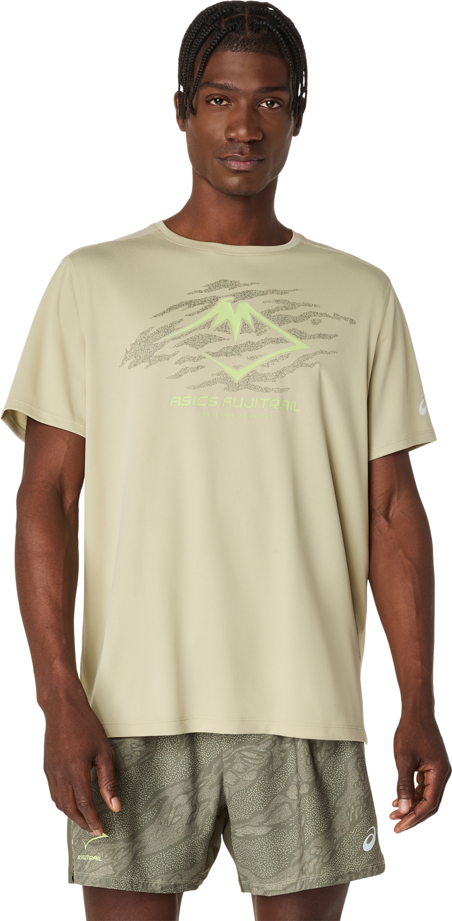 Мужской топ ASICS Fujitrail Logo Short Sleeve Top, цвет: Хаки — фото 1