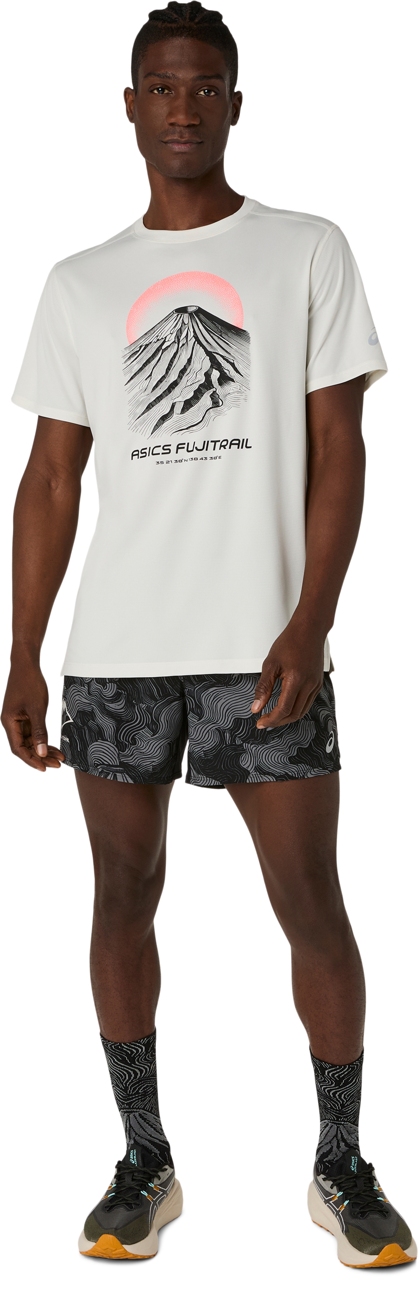 Мужской топ ASICS Fujitrail Logo Short Sleeve Top, цвет: Кремовый — фото 6