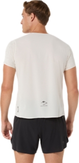 Image 2 of 7 of Men's CREAM FUJITRAIL ELITE GRAPHIC SS TOP Men's Short Sleeve Shirts