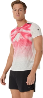 Image 3 of 7 of Men's CREAM FUJITRAIL ELITE GRAPHIC SS TOP Men's Short Sleeve Shirts