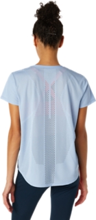 VENTILATE SHORT SLEEVED TOP, Image 2 of 6