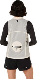 METARUN PACKABLE GILET, Cream 2