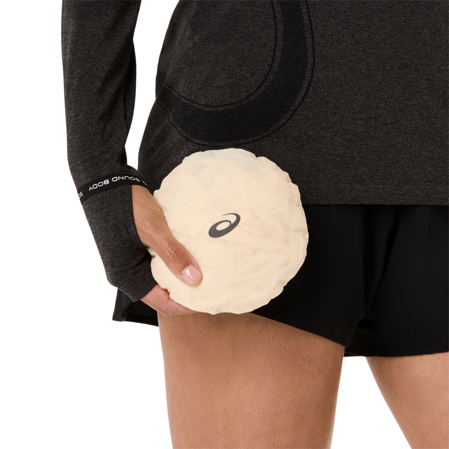 Женский жилет ASICS Metarun Packable, цвет: Кремовый — фото 8