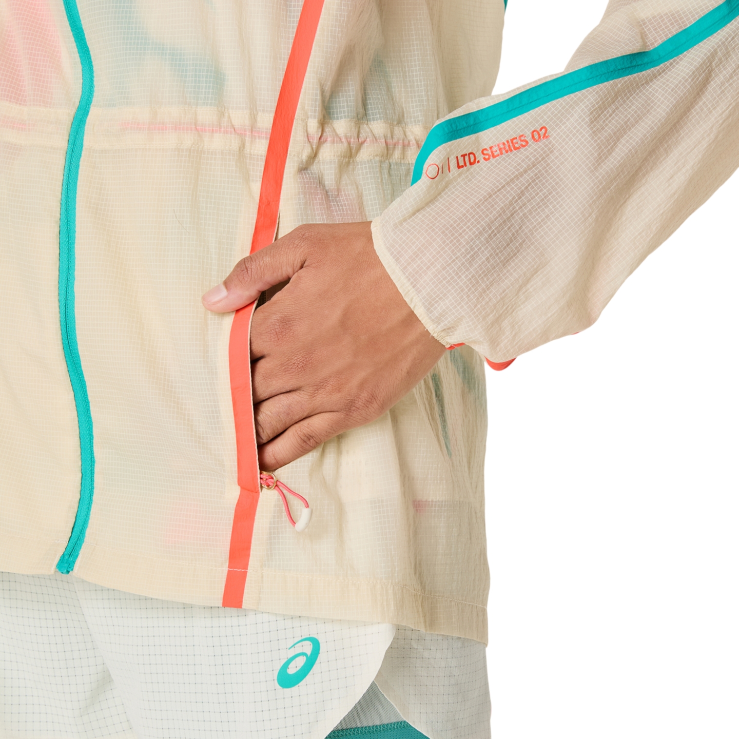 Женская куртка ASICS Limited Series Road Packable, цвет: Берёзовый — фото 5