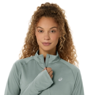 SPORT LS 1/2 ZIP TOP, Image 4 of 5