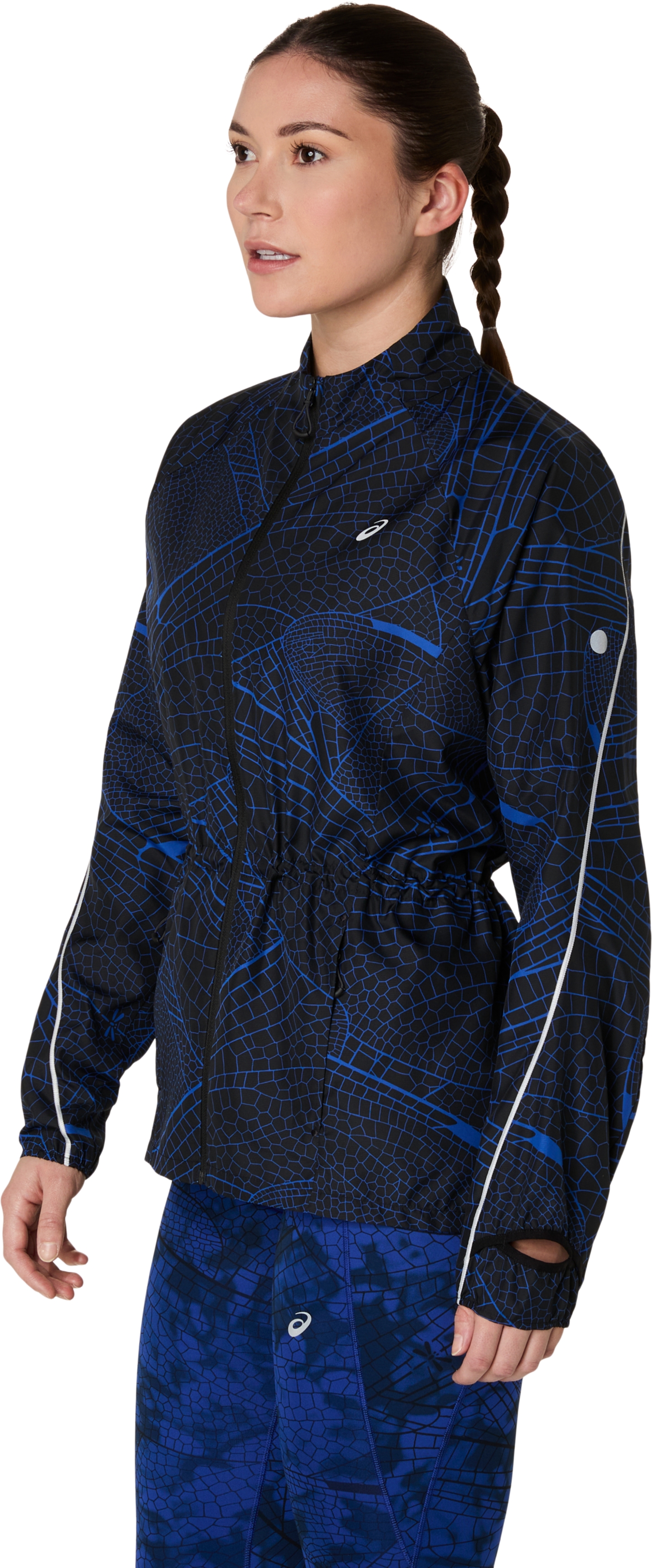 Женская куртка ASICS Road Lite-Show Packable, цвет: Чёрный / Кобальтовый — фото 2