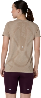 Image 2 of 7 of Women's GREIGE ROAD SEAMLESS SS TOP Women's Short Sleeve Shirts