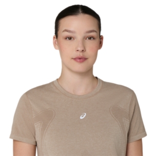 Image 4 of 7 of Women's GREIGE ROAD SEAMLESS SS TOP Women's Short Sleeve Shirts