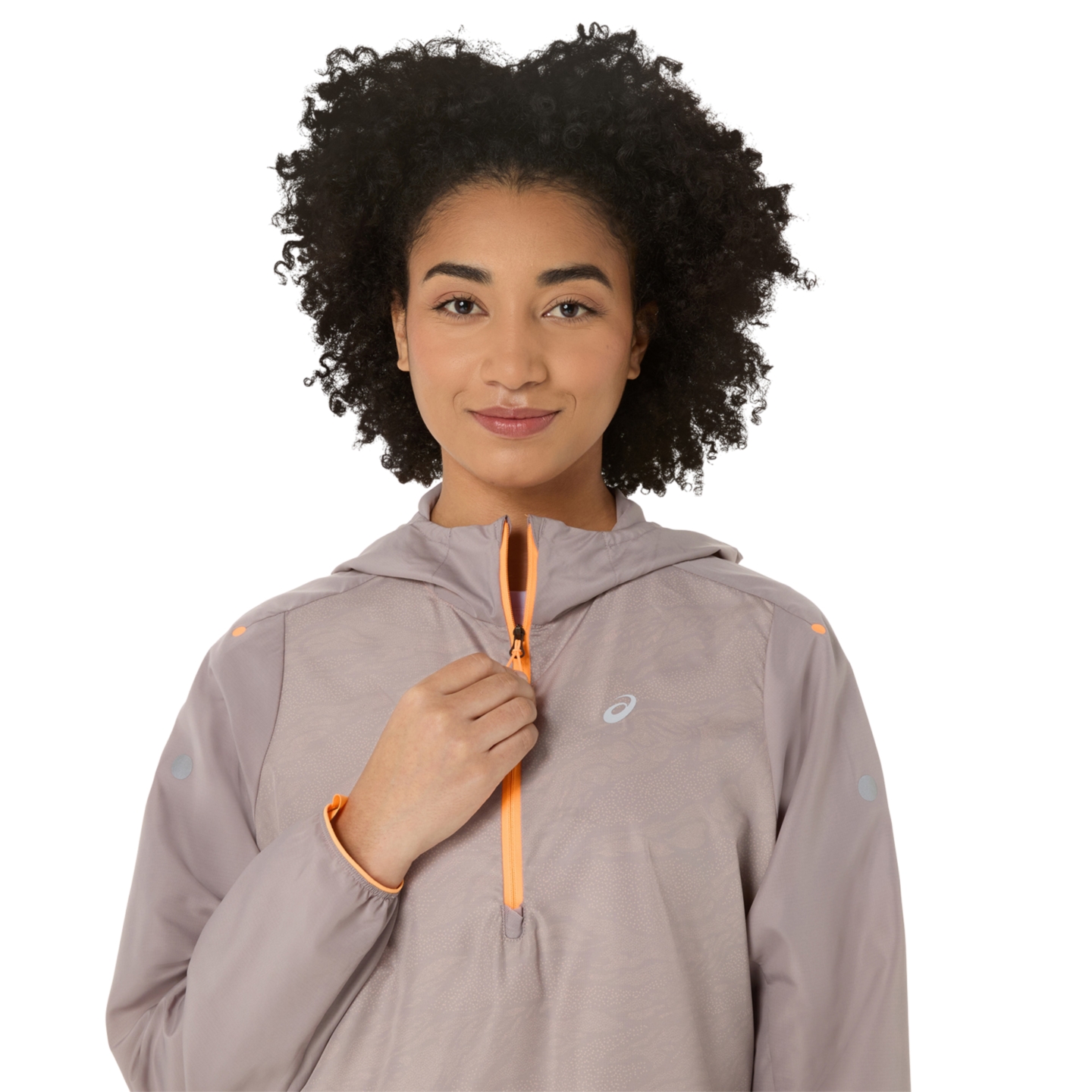 Женская куртка ASICS Fujitrail Packable Windbreaker, цвет: Серый — фото 4