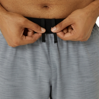 MEN'S 9IN ASICS MIXER SHORT, Image 6 of 7