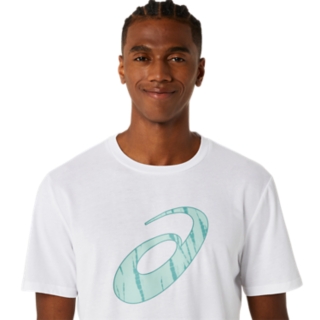 SEASONAL LOGO GRAPHIC SHORT SLEEVE TOP, Image 4 of 6