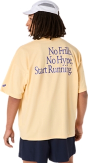 รูปภาพ 2 จาก 7 ถึง ผู้ชาย LIGHT ORANGE RUNNER MESSAGE GRAPHIC RELAXED TEE Men Tops