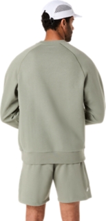ASICS LOGO FLEECE CREW-NECK TOP, Image 2 of 7