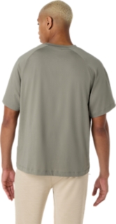 MEN'S RELAXED TRAIN TEE, Image 2 of 6