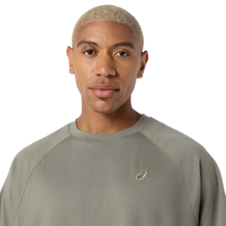 MEN'S RELAXED TRAIN TEE, Image 5 of 6